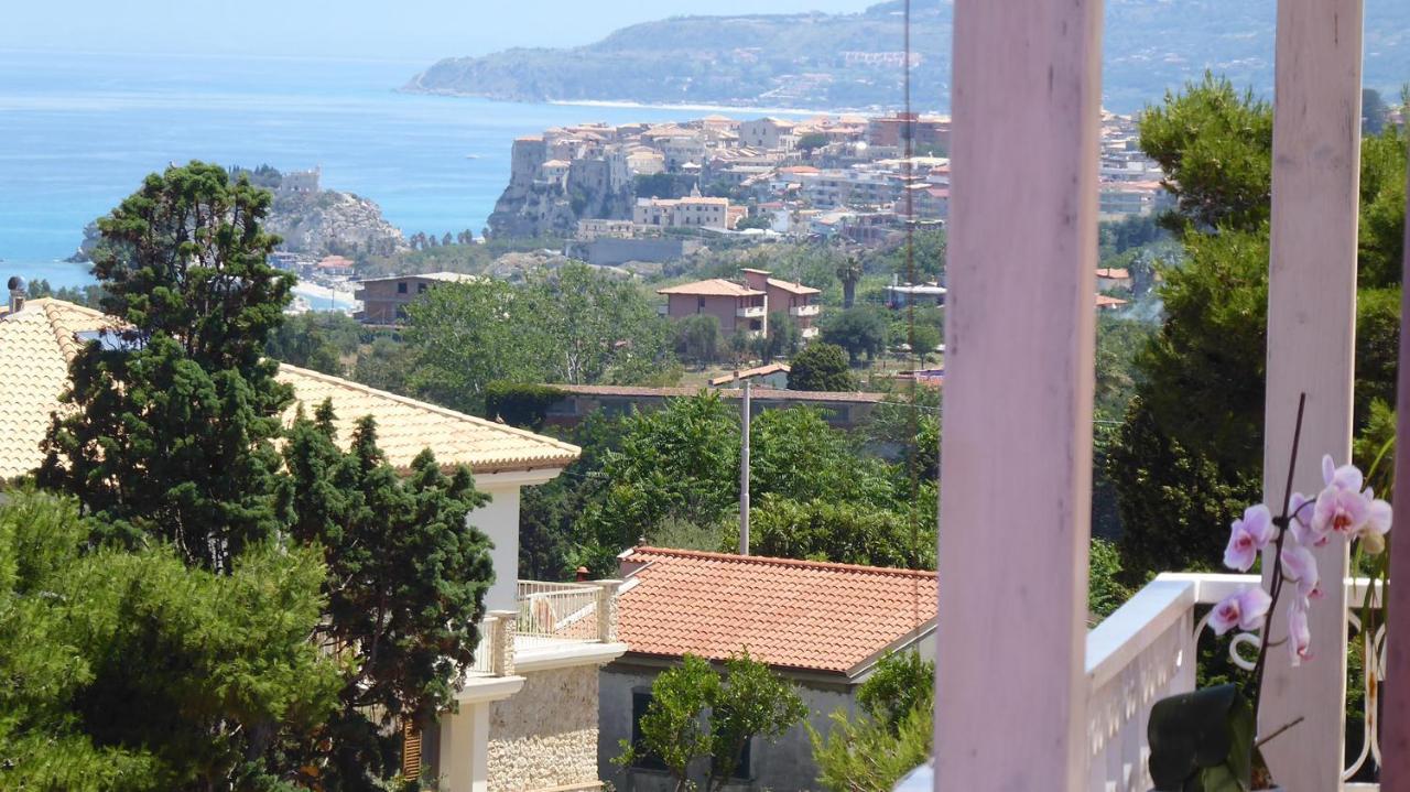 Appartamento Panoramico Santa Domenica Санта-Доменика Экстерьер фото