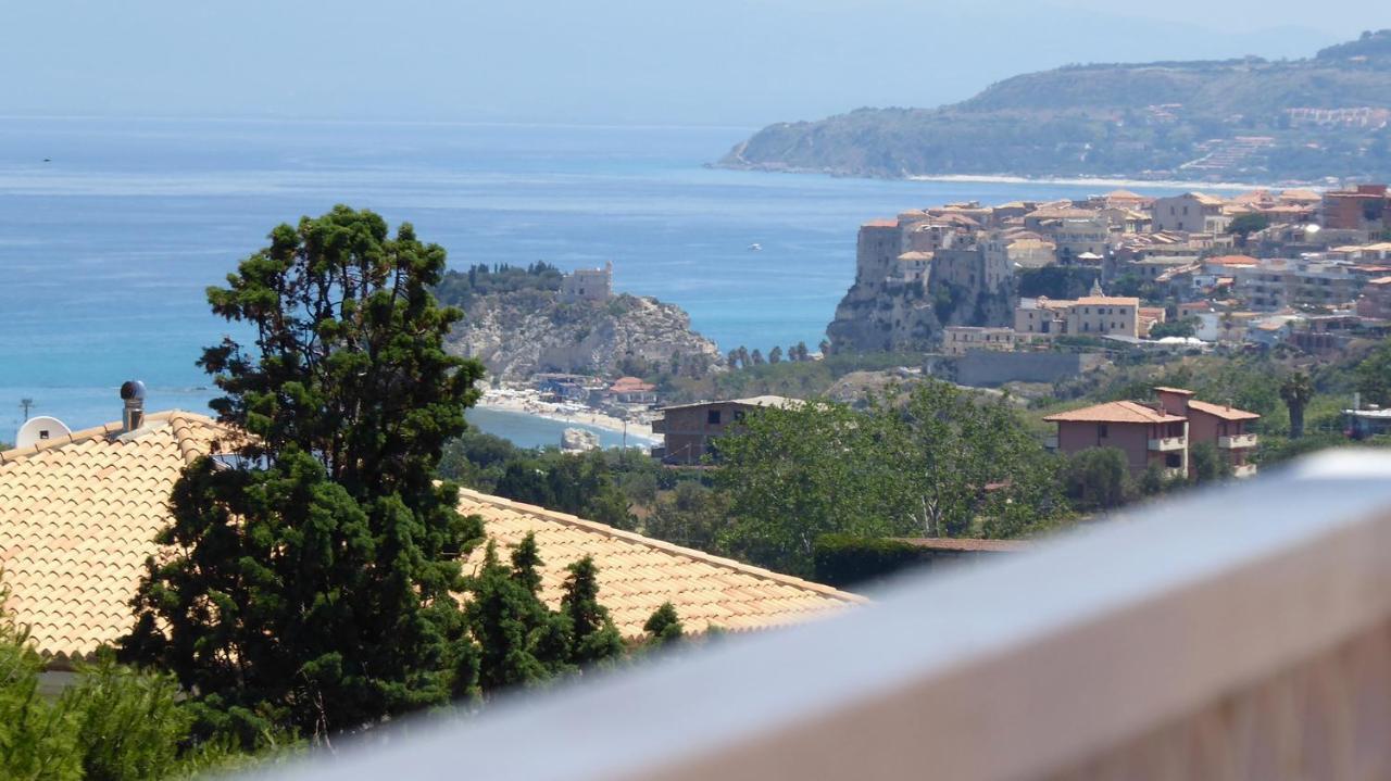 Appartamento Panoramico Santa Domenica Санта-Доменика Экстерьер фото