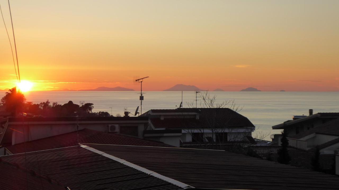 Appartamento Panoramico Santa Domenica Санта-Доменика Экстерьер фото