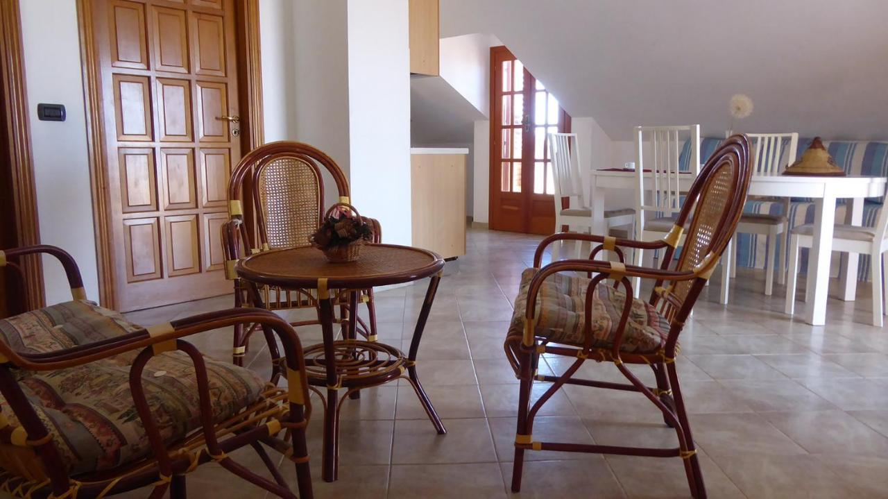 Appartamento Panoramico Santa Domenica Санта-Доменика Экстерьер фото