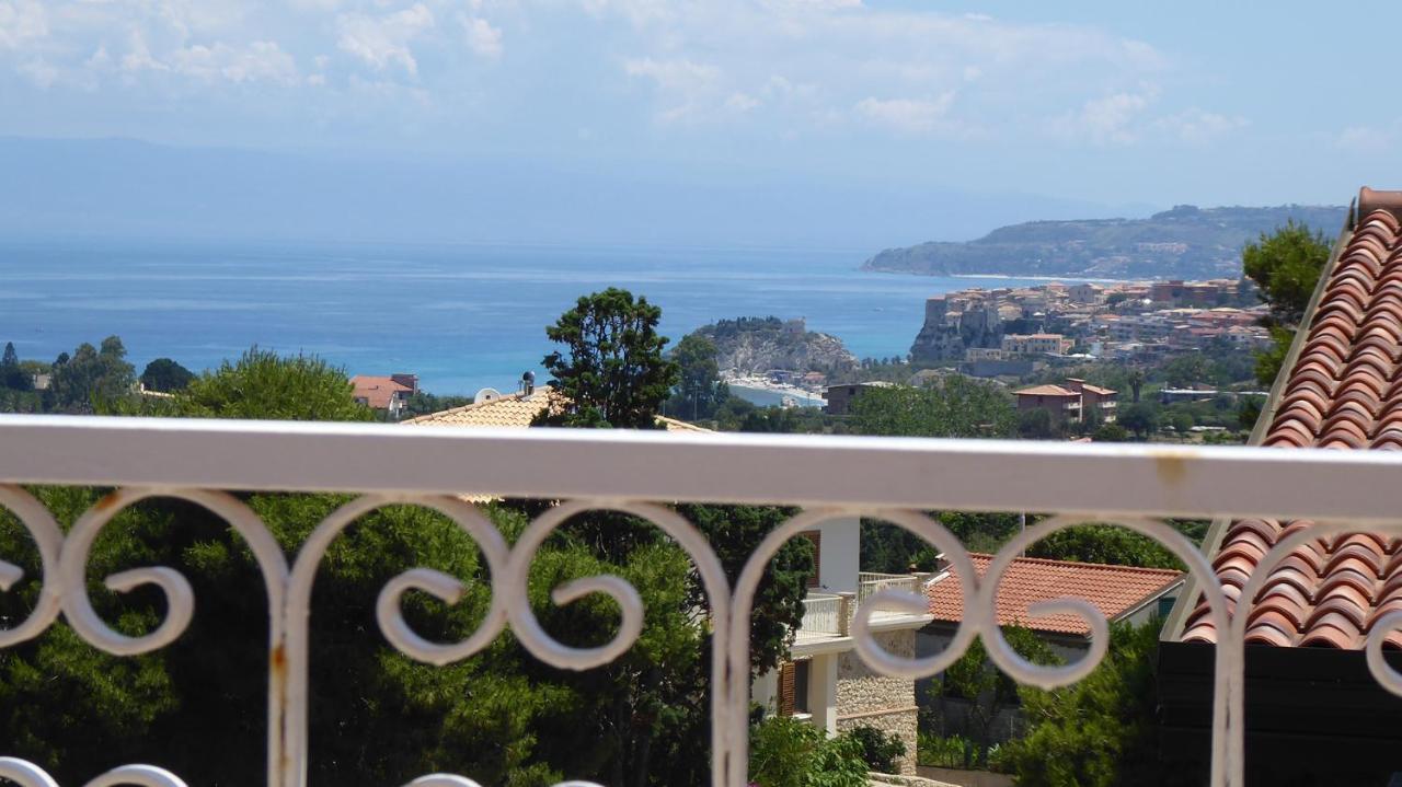 Appartamento Panoramico Santa Domenica Санта-Доменика Экстерьер фото