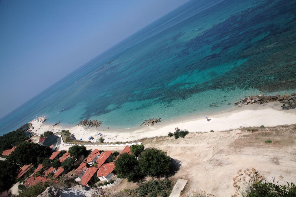 Appartamento Panoramico Santa Domenica Санта-Доменика Номер фото