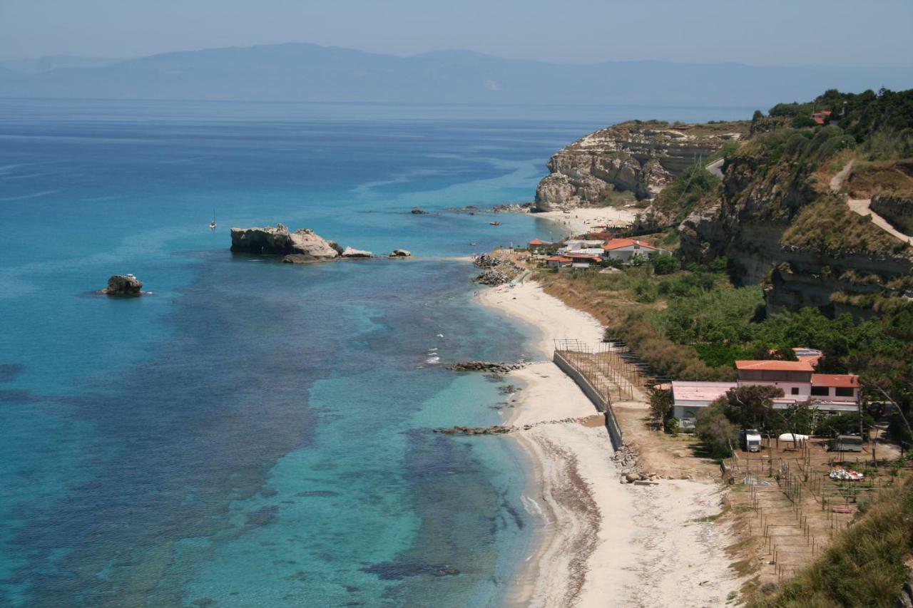 Appartamento Panoramico Santa Domenica Санта-Доменика Экстерьер фото